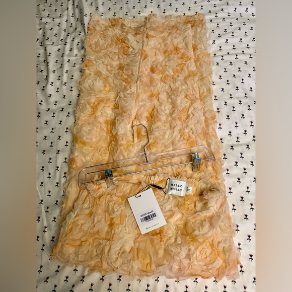 HELLO MOLLY HOTEL LOBBY MAXI SKIRT YELLOW SIZE 4 NWT - Picture 8 of 8